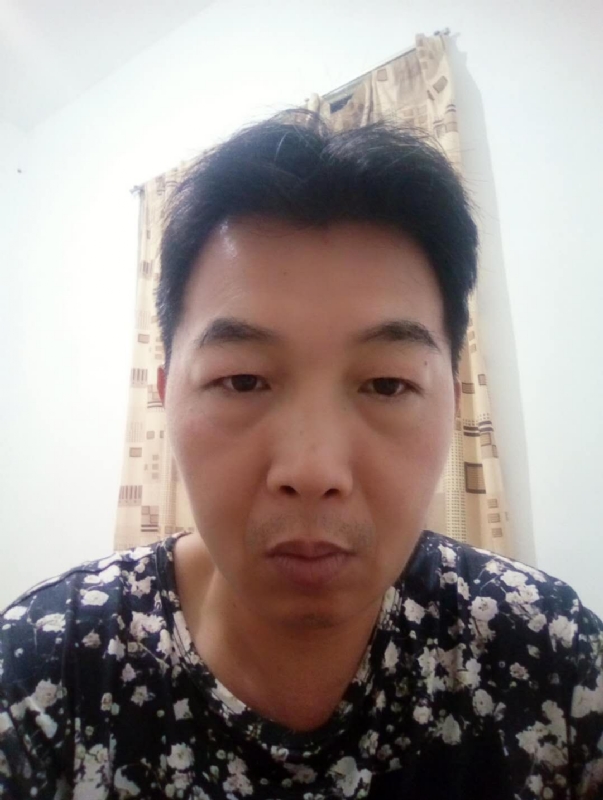 繁华哀伤的第一张照片--上杭婚介网