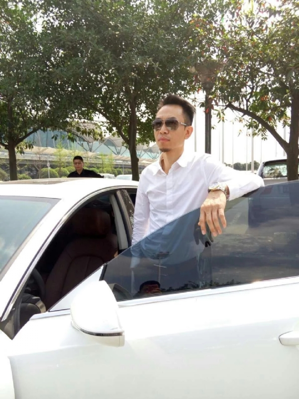 杨岳的第一张照片--上杭婚介网