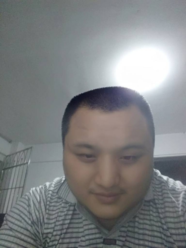 我在机场等艘船的第一张照片--上杭婚介网