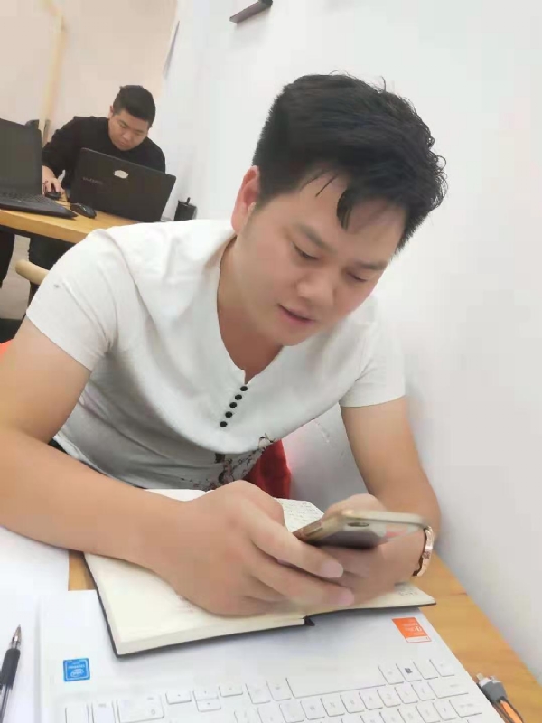 麒麟的第一张照片--上杭婚介网