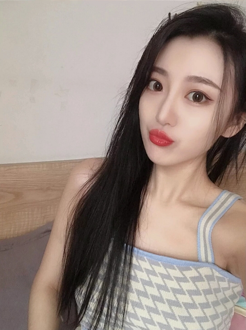 倩倩的第一张照片--上杭婚介网