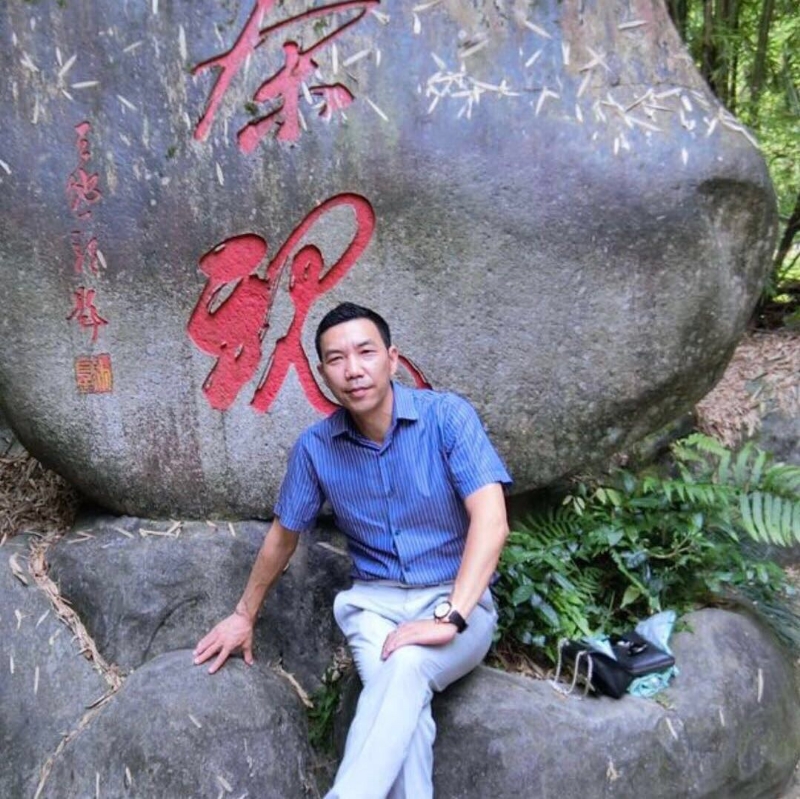 老·黄的第一张照片--上杭婚介网