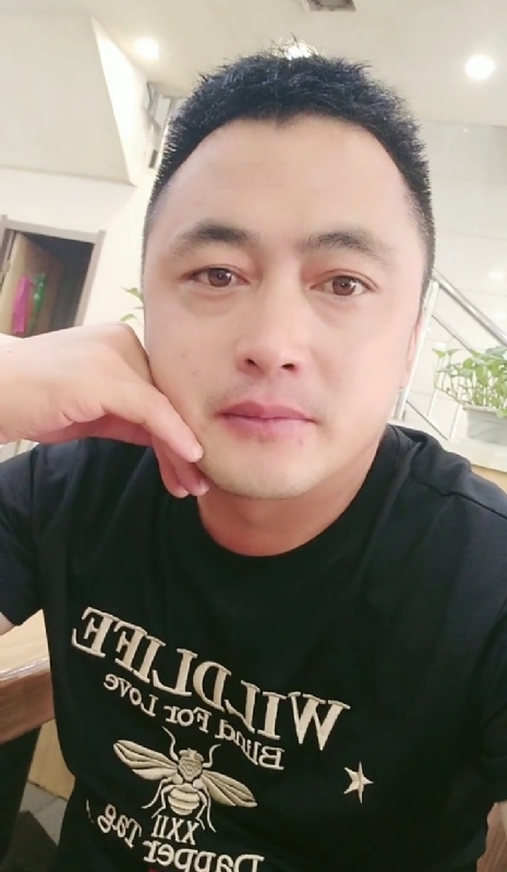廖艾德的第一张照片--上杭婚介网