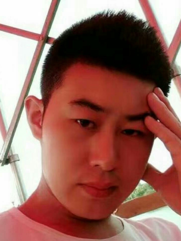 淡漠的第一张照片--上杭婚介网