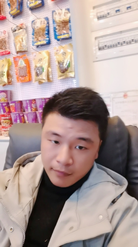 小宇的第一张照片--上杭婚介网
