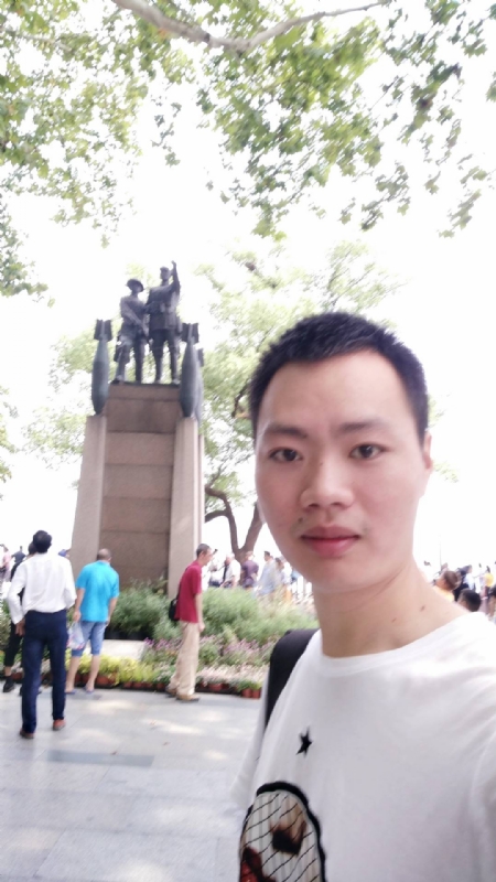 志东的第三张照片--上杭婚介网