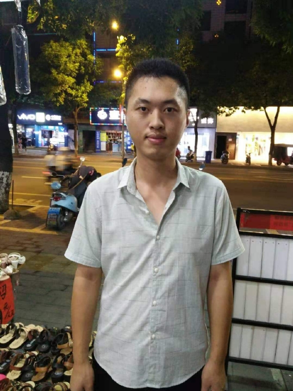 单身的雄鹰的第一张照片--上杭婚介网