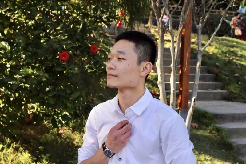 落落大方的第一张照片--上杭婚介网