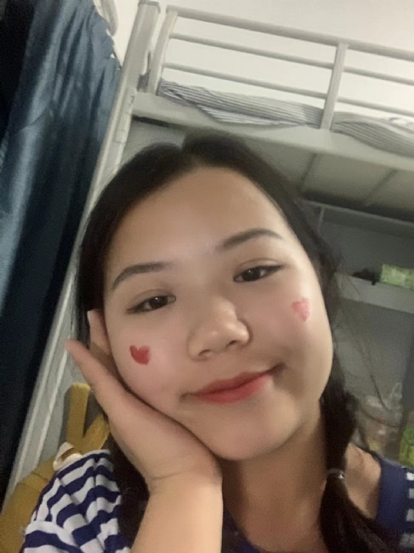 轻轻的一片云的第一张照片--上杭婚介网