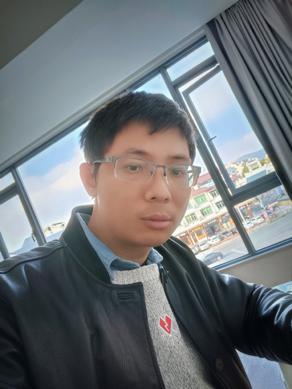 也许只是缺少一个拥抱的第二张照片--上杭婚介网