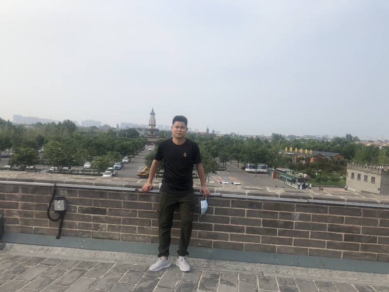 123.向左向右的第一张照片--上杭婚介网