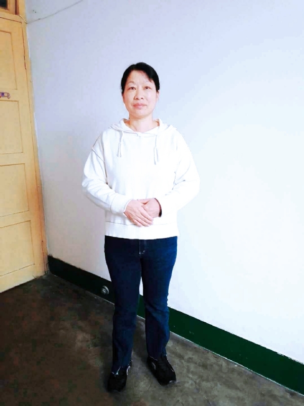 小妹的第四张照片--上杭婚介网