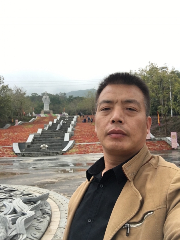 开心的松鼠的第二张照片--上杭婚介网