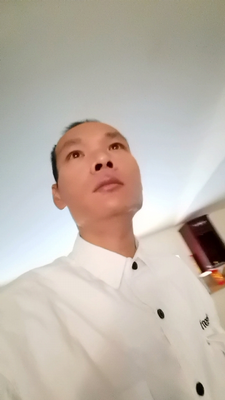 只影向谁去的第五张照片--上杭婚介网