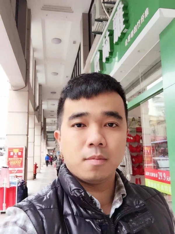 小小怪兽的第一张照片--上杭婚介网