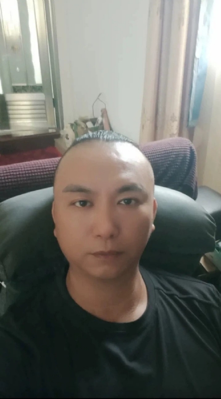 施逸森的第一张照片--上杭婚介网
