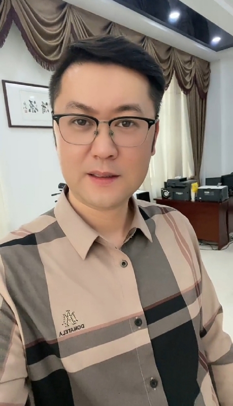 勤勉的第一张照片--上杭婚介网