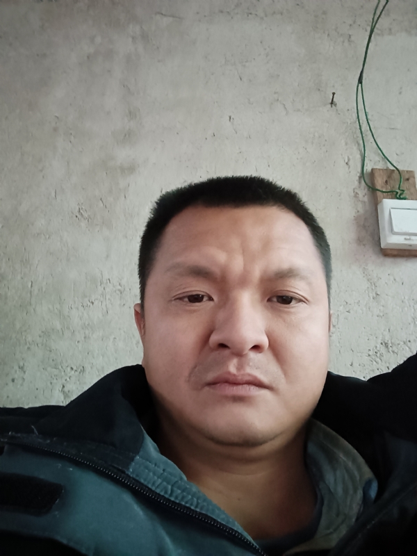 兰成龙的第二张照片--上杭婚介网
