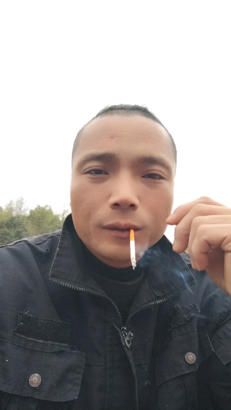伯爵的第一张照片--上杭婚介网
