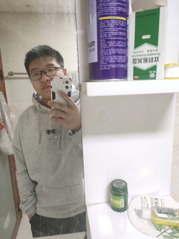 乌鸦坐飞机的第一张照片--上杭婚介网
