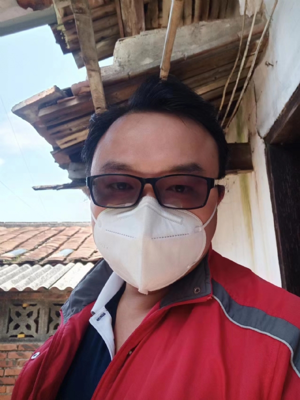 如影随形的第一张照片--上杭婚介网