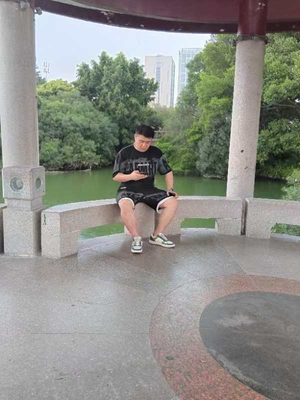 不善挽留的第二张照片--上杭婚介网