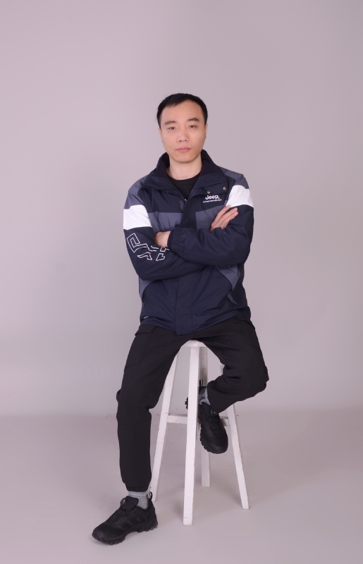一只孤单的猫的第一张照片--上杭婚介网